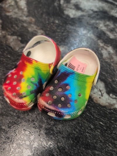 rainbow croc crocs, 2/3