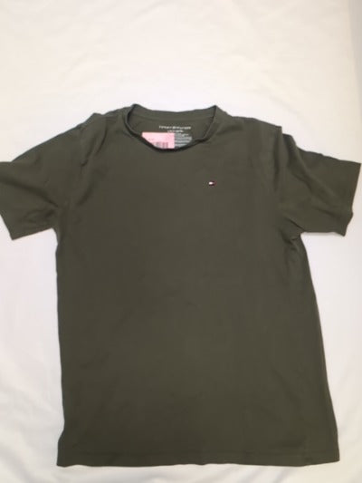 gn Tommy Hilfiger  t, 16/18