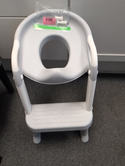 toilet seat w stairs
