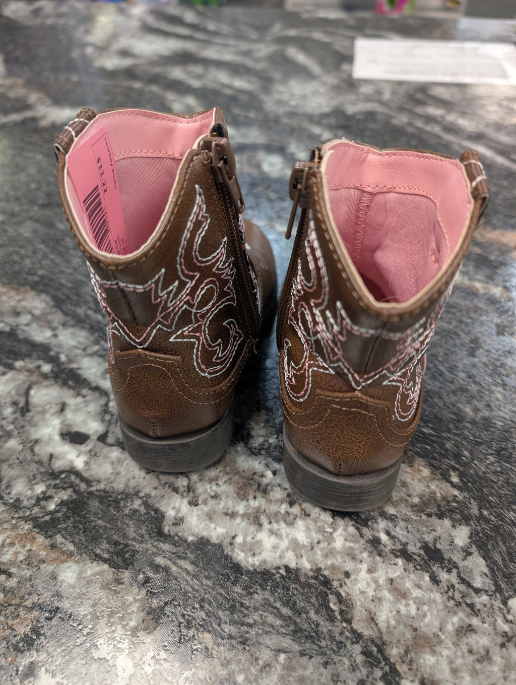 bn  cowboy boots, 6