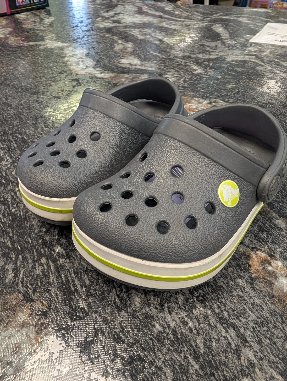 gy  crocs, 4