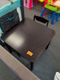 table & chairs