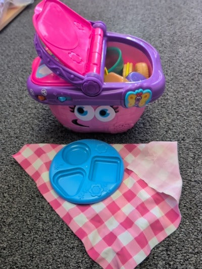 leap frog  Picnic Basket