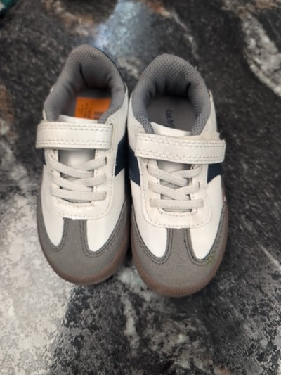 gy Cat & Jack sneaker, 8
