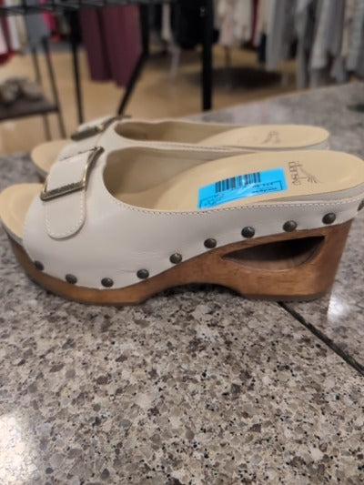 tan Dansko wedges, 9.5