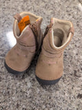 bn stride rite boots, 4w