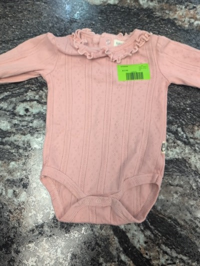 pk  onesie, 3-6m