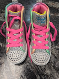 silver sketchers sneaker new, 13.5