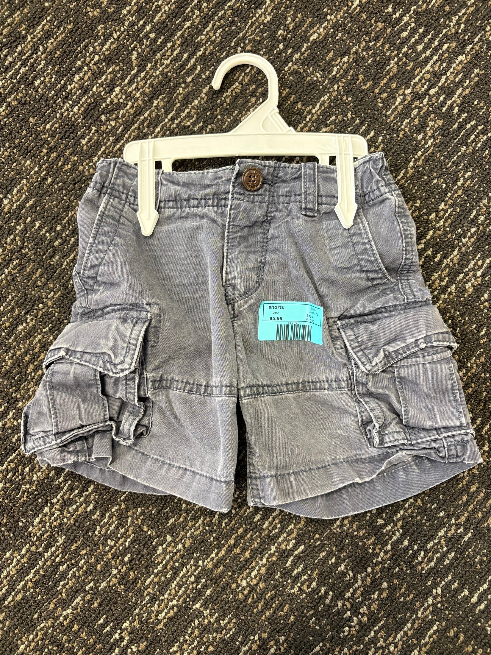 blue gap shorts, 2t