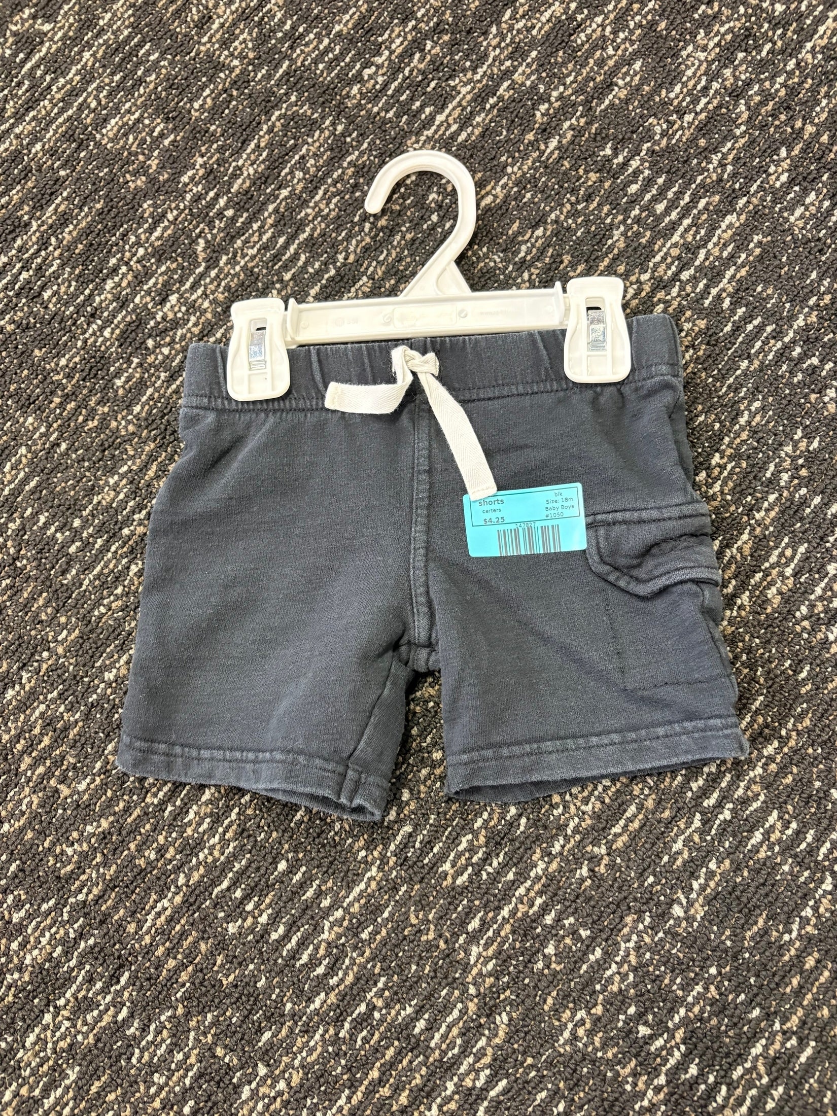 gry carters shorts, 2t