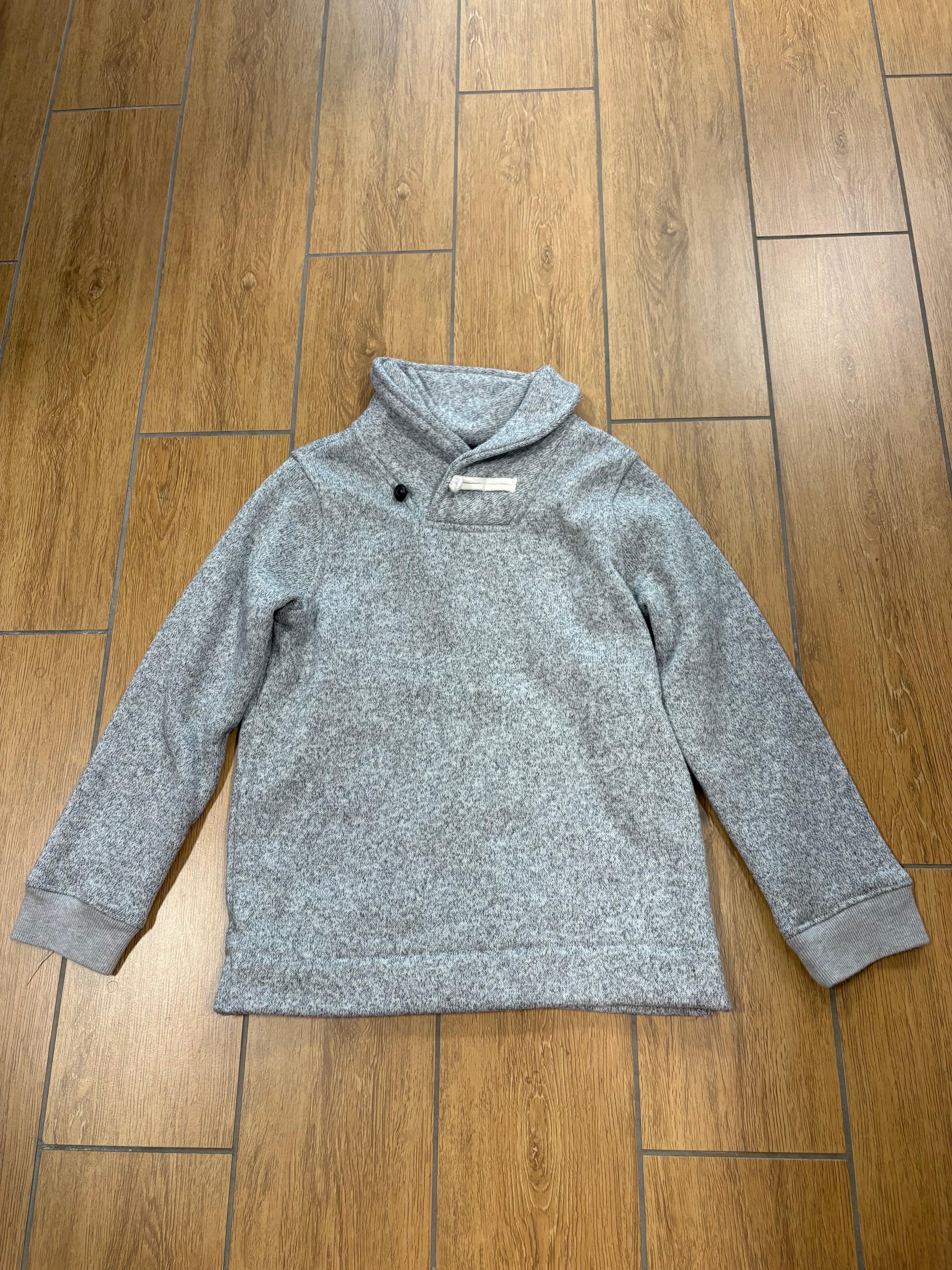 gy oshkosh sweatshirt , 8