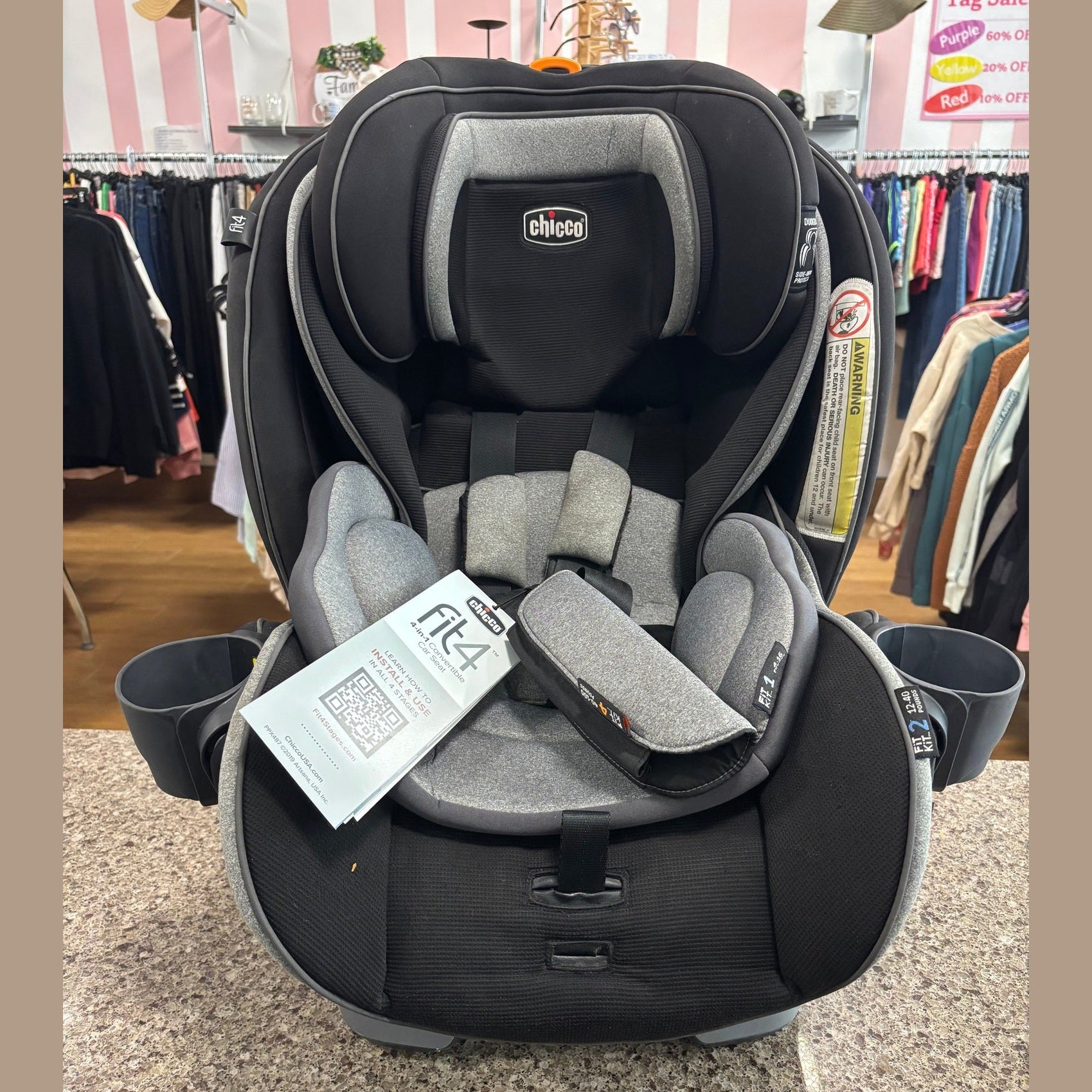 blk chicco conv car seat