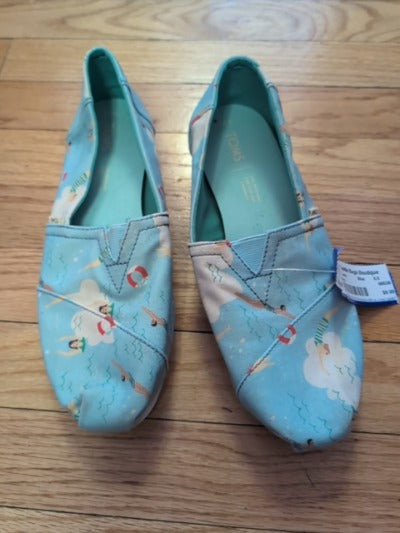 Blue  Toms, 8.5