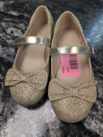 gold  shoes, 11