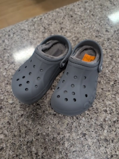 gy croc lined crocs, 11